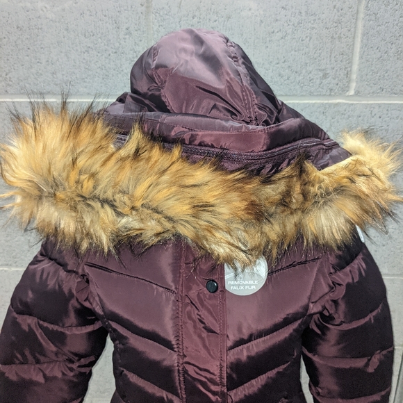 New faux fur hood trimmed puffer jacker - Picture 3 of 7